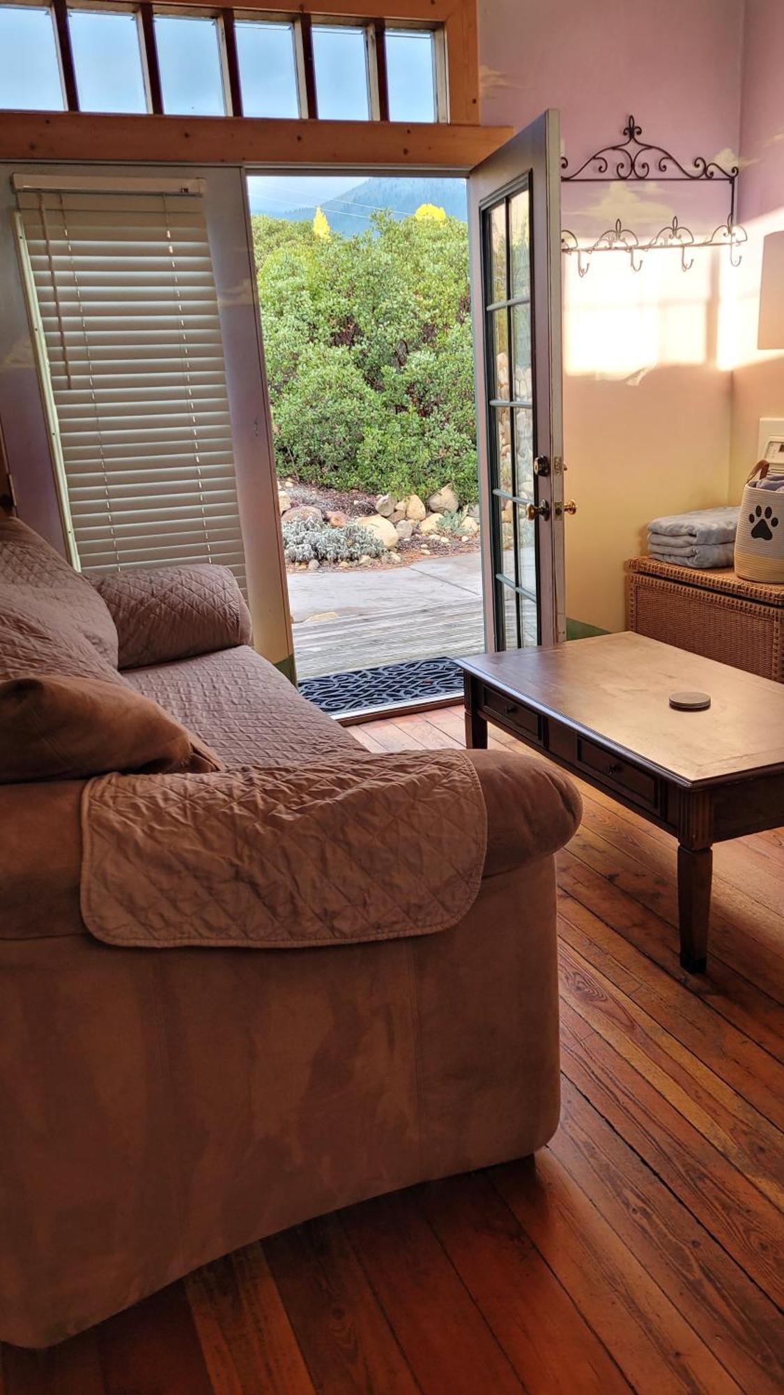 Angel Cottage With A Sauna Or The Cozy With A Jacuzzi Tub, Both Are Studios With A View Of מאונט שסטה חדר תמונה